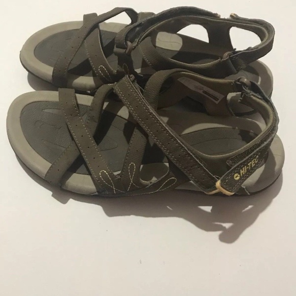 hi tec waimea falls sandals